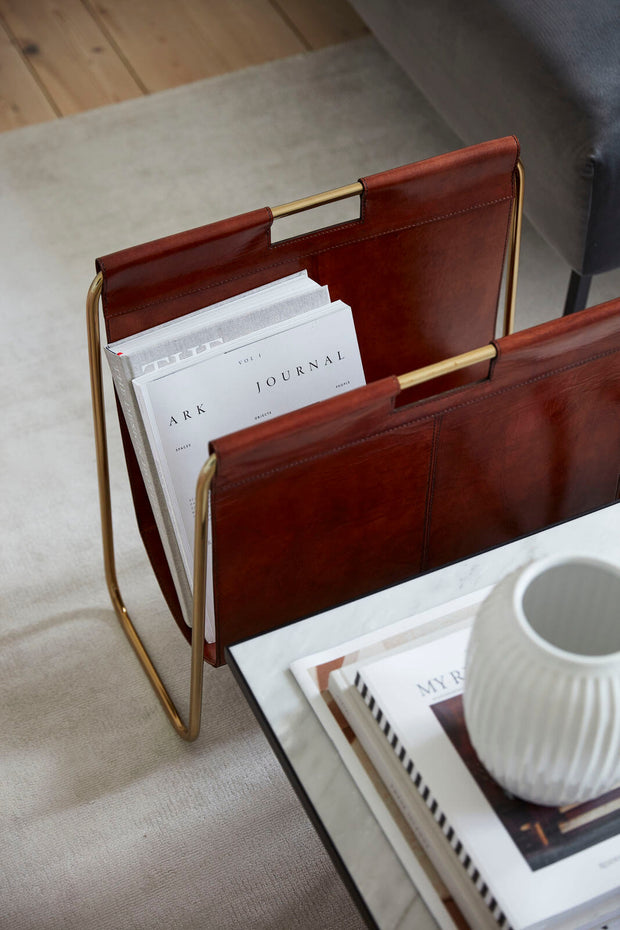 tidningshållare i äkta läder - faarskinn.se