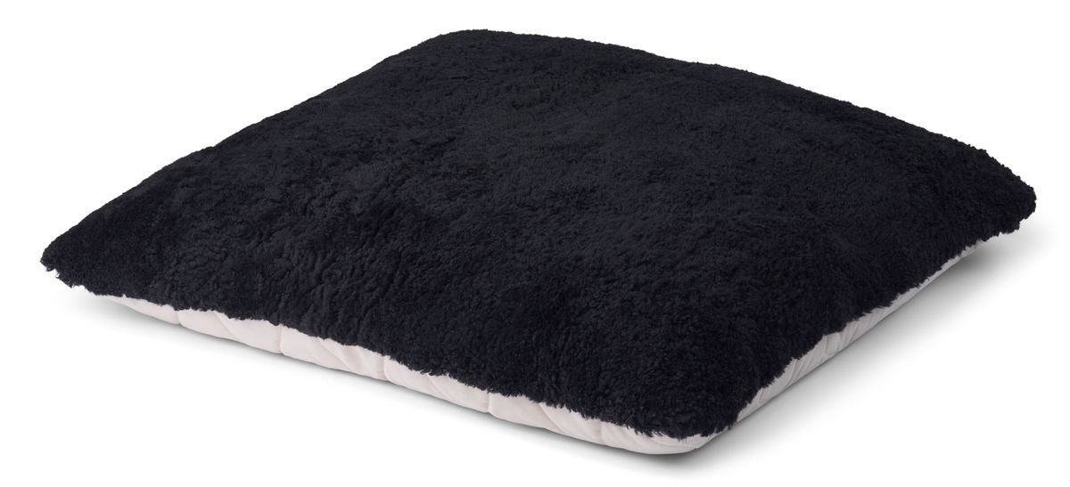 Maxi Float | Kort lugg | Nya Zeeland | 90x90 cm Svart