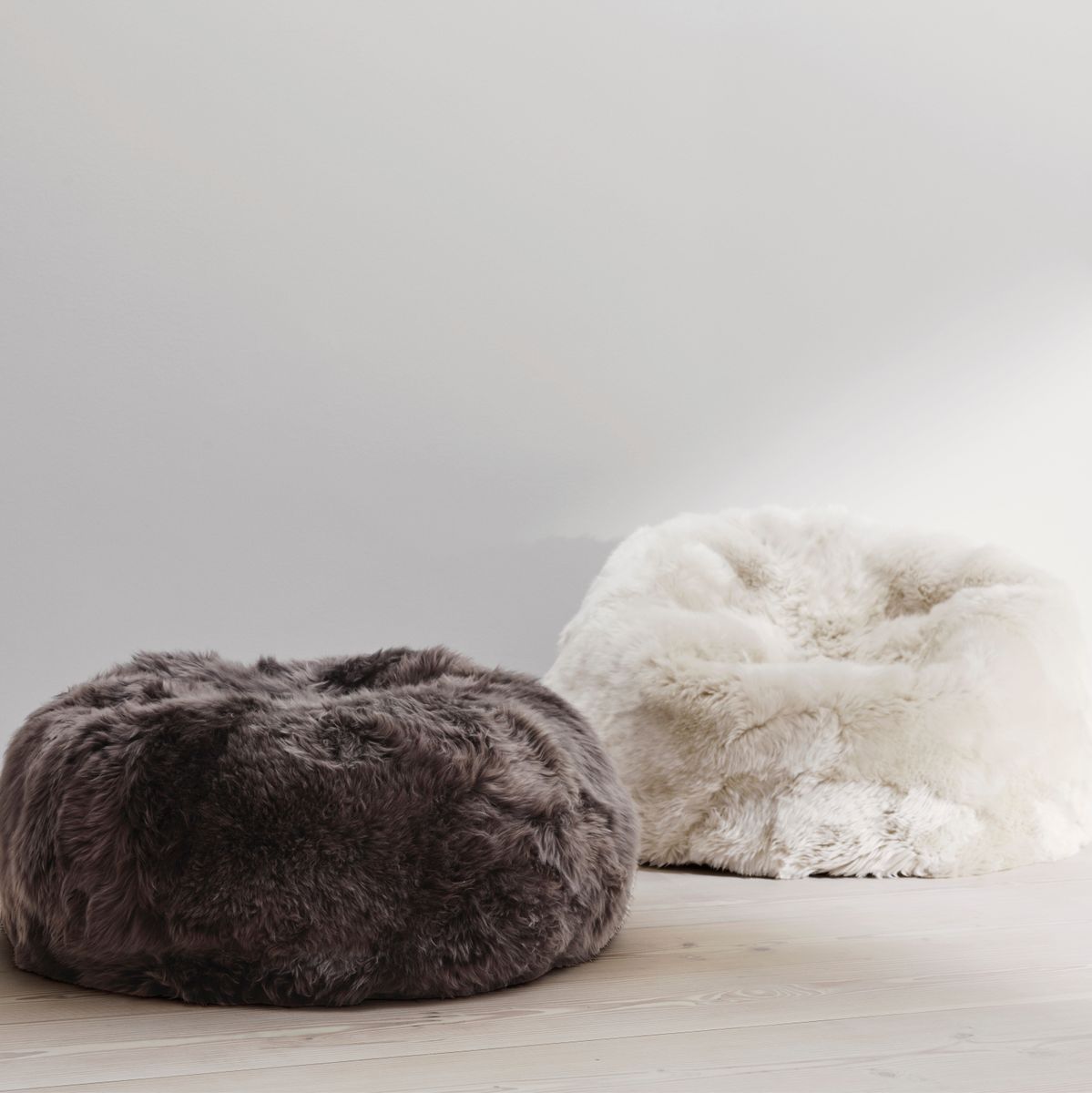 Saccosäck | Fårskinn | Lång lugg | 73x74 cm | 92x93 cm Svart