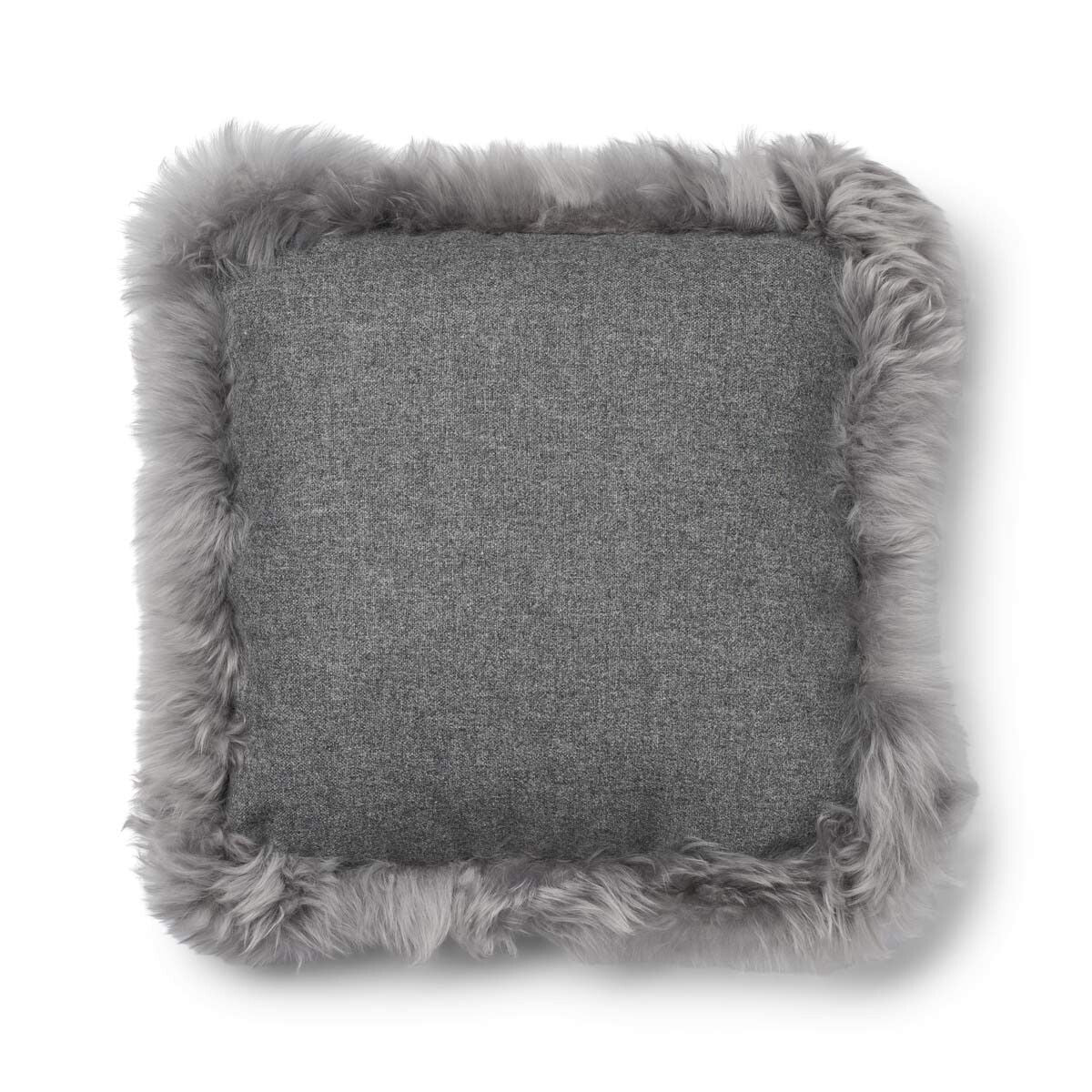 Classic Collection | Ullkudde | Lång lugg | Dubbelsidig | 52x52 cm | 34x52 cm