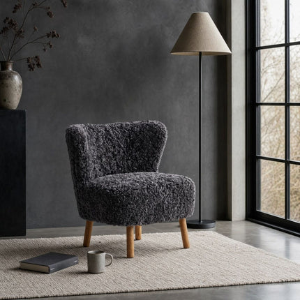 Emil Lounge Chair | Kort lugg Koksgrå
