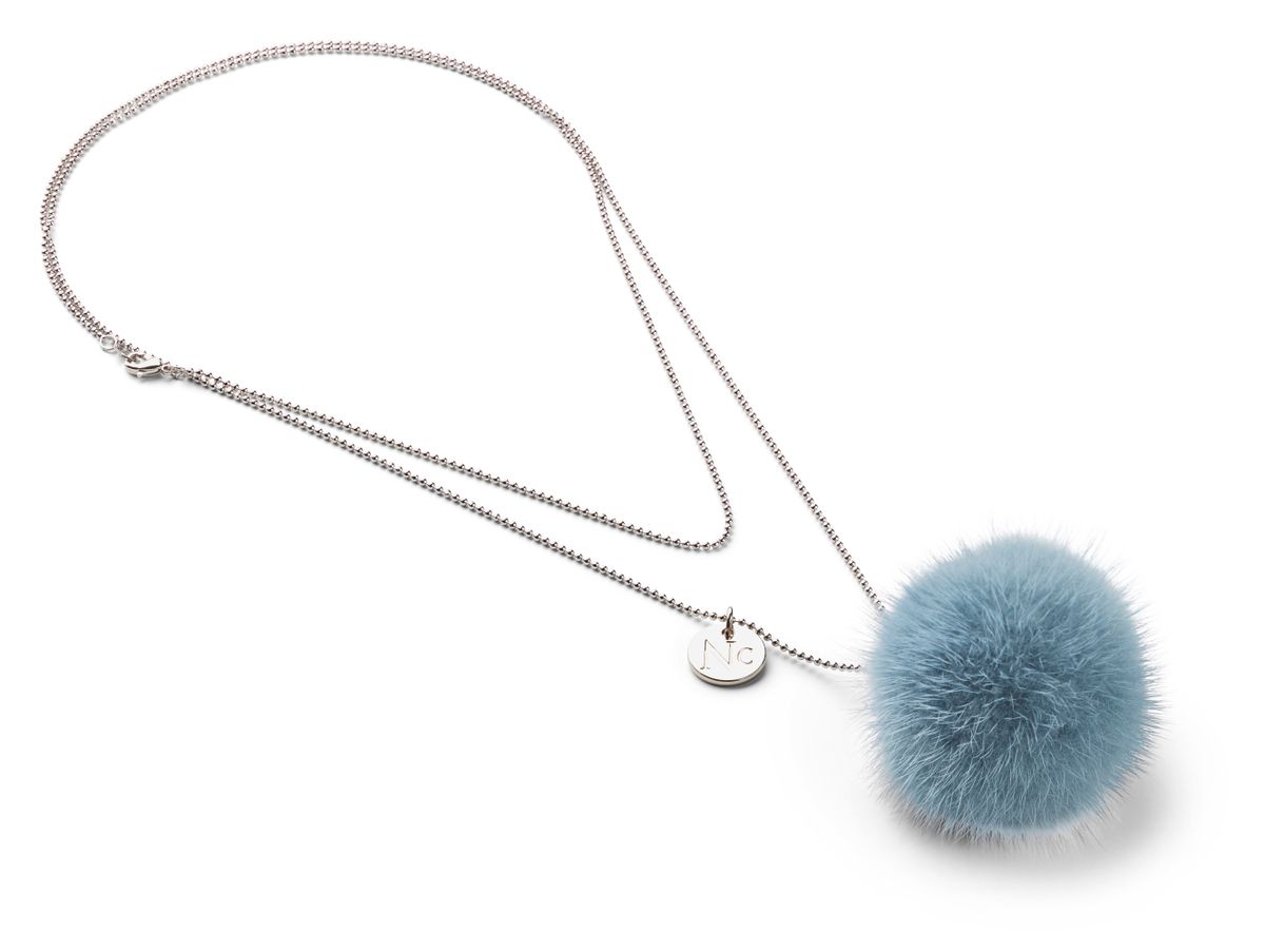 Halsband med minktofs Ljus himmelsblå