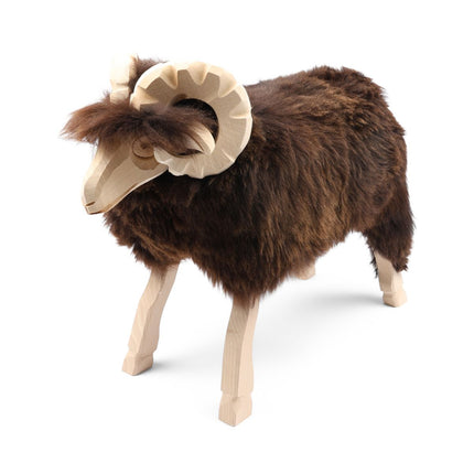 Alpin Fårskulptur
