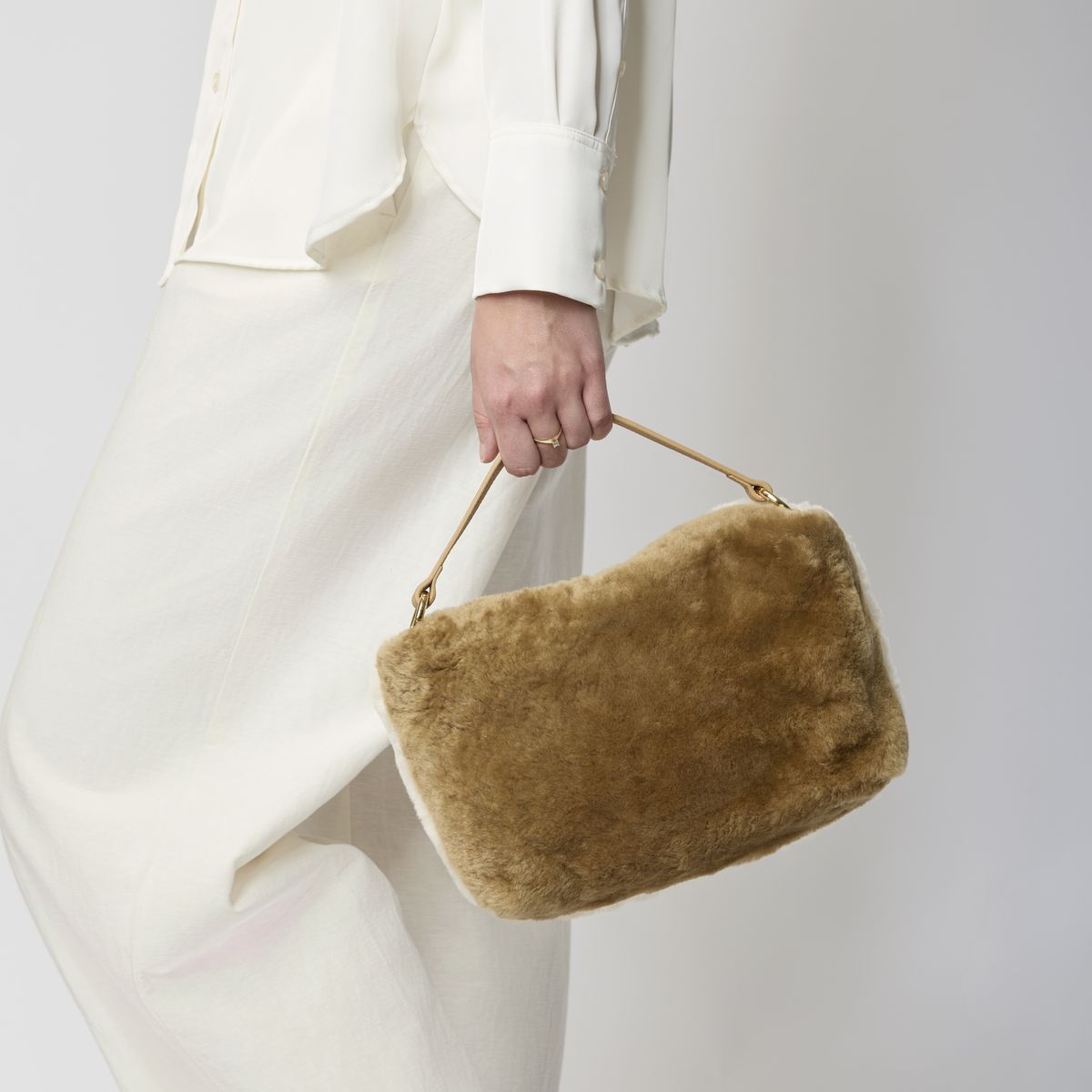 Olivia handväska | Lammull  Beige
