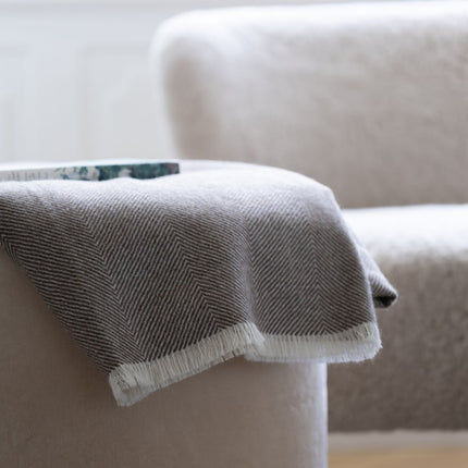 Sidsley Filt | 100% Alpackaull | 130x200 cm Mörkbrun