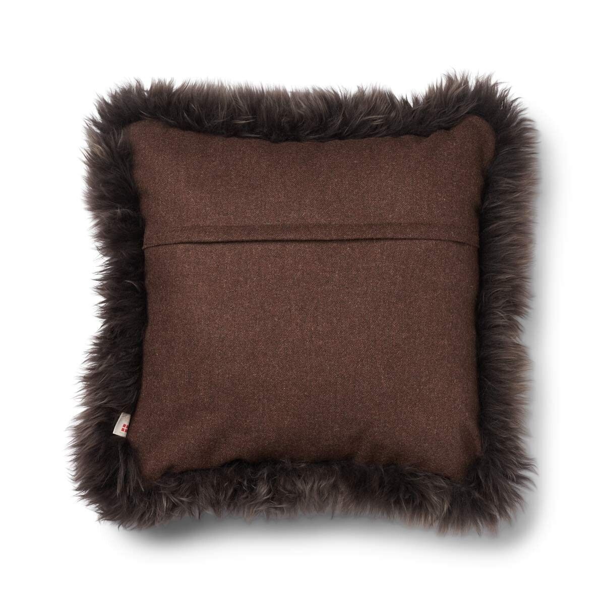 Classic Collection | Ullkudde | Lång lugg | Dubbelsidig | 52x52 cm | 34x52 cm Brun / Valnötsbrun