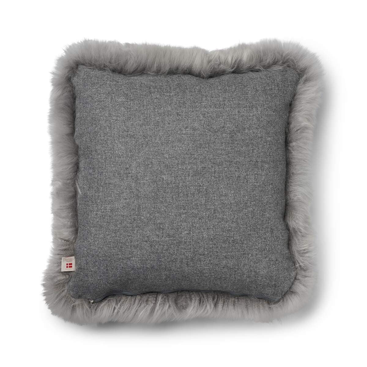 Classic Collection | Ullkudde | Lång lugg | 52x52 cm | 34x52 cm Svensk: Grå / Ljusgrå