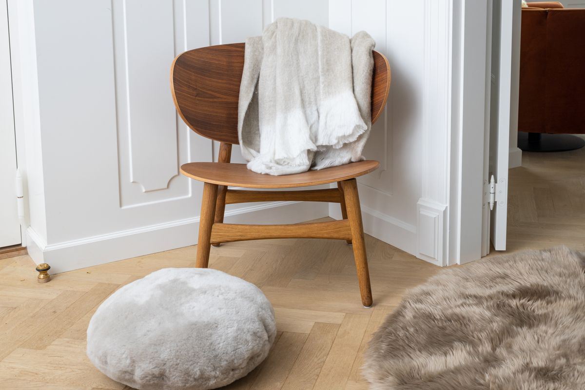 Fårskinnsmatta | Lång lugg | D180 | D250 cm Ljusbrun