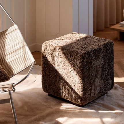 Fotpall/Sittpuff Benjamin | Polstrad Koksgrå