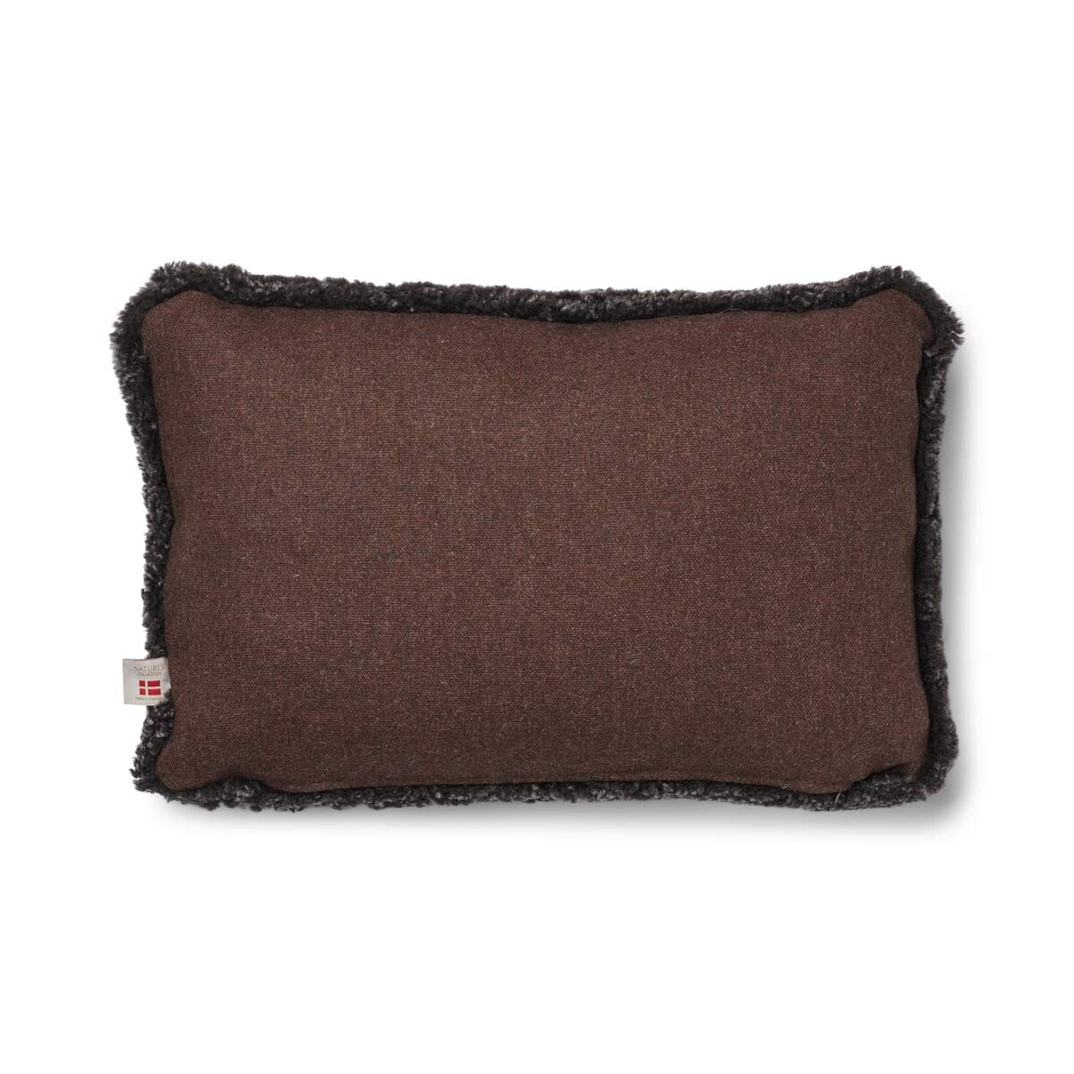 Classic Collection | Ullkudde | Kort lugg | 52x52 cm | 34x52 cm Brun / Mörkbrun