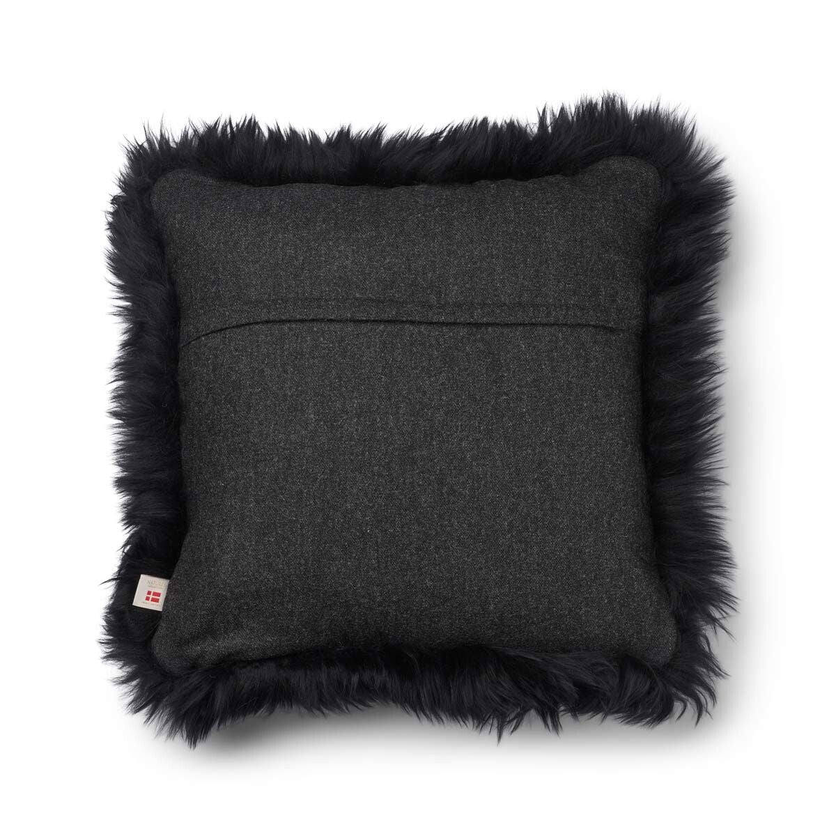 Classic Collection | Ullkudde | Lång lugg | Dubbelsidig | 52x52 cm | 34x52 cm Kolgrå / Svart