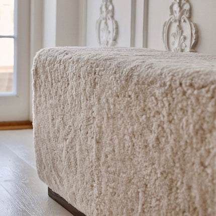 Benjamin Bänk | Kort lugg | 160x44x52 cm Koksgrå