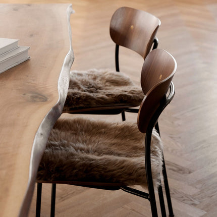 Stolsdyna | Fårskinn | Lång lugg | 37x37 cm Svart