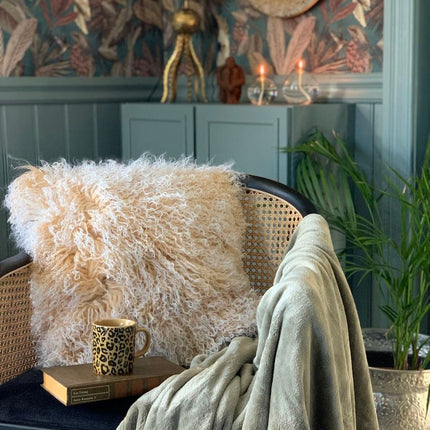 Fårskinsskudde | Lockig | Tibet | 50x50 cm Gyllene Vit