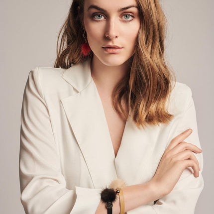 Nicki Örhängen (stift) | Minkhår Svart / Vit