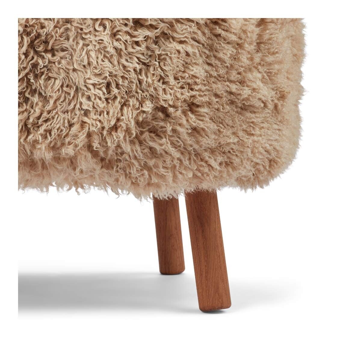 Emil Lounge Chair | Lång lugg Honung