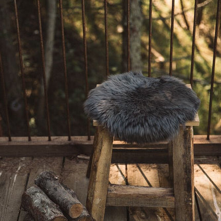 Stolsdyna | Lång lugg | Nya Zeeland | D34 cm Mörkgrå