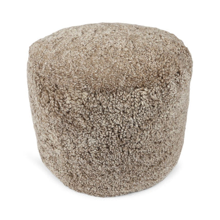 Sittpuff Cylinder | Fårskinn | Kort lugg | D44x33 cm Sand