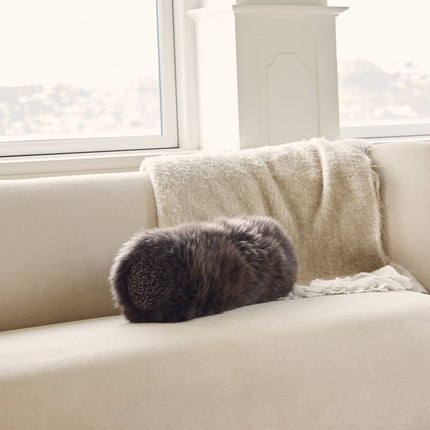 Fårskinnskudde Korallrev | Lång lugg | 20x52 cm Svart / Svart