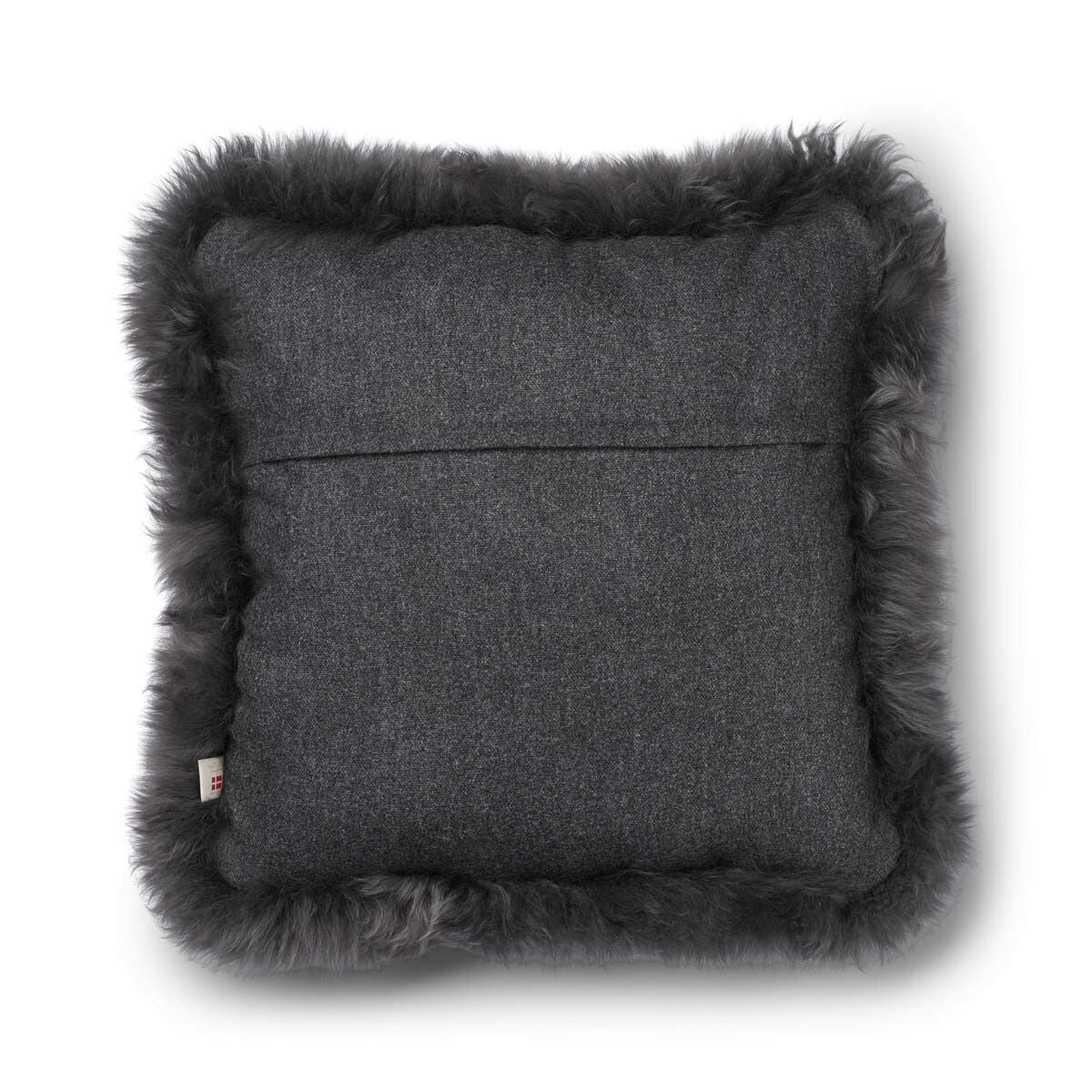 Classic Collection | Ullkudde | Lång lugg | Dubbelsidig | 52x52 cm | 34x52 cm Mörkgrå / Stålgrå
