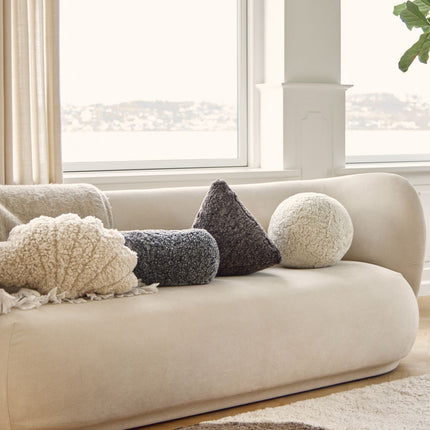 Fårskinnskudde Hematite | Kort lugg | 35x35x35 cm Koksgrå