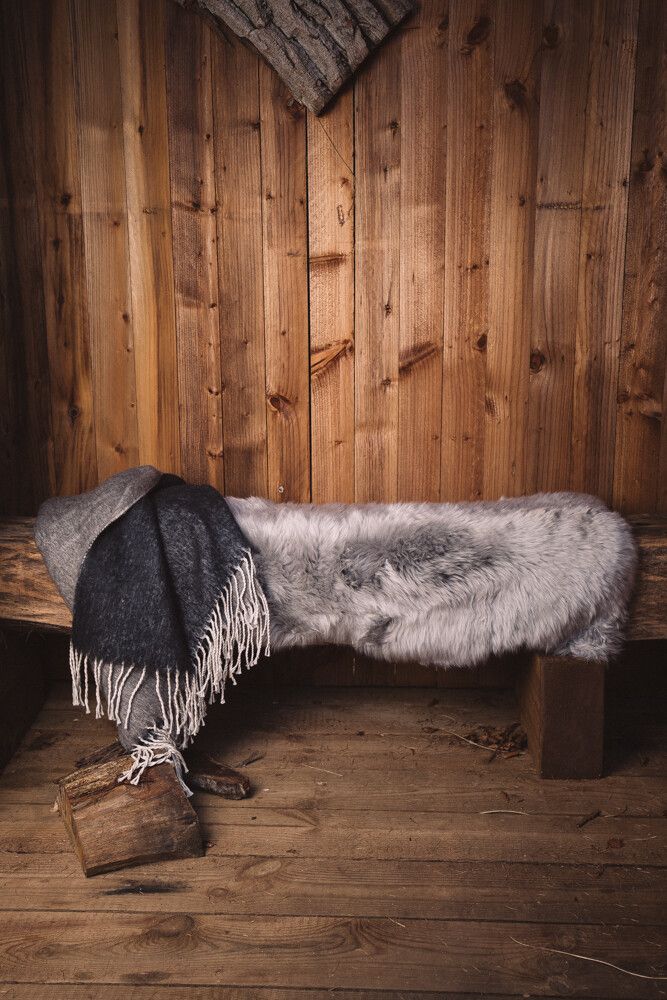 Fårskinn | Lång lugg | Nya Zeeland | 100x60 cm Ljusgrå 