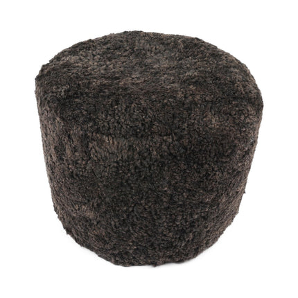 Sittpuff Cylinder | Fårskinn | Kort lugg | D44x33 cm Choklad