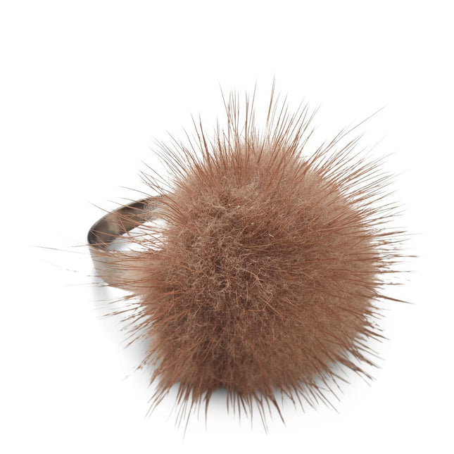 Pompon ring