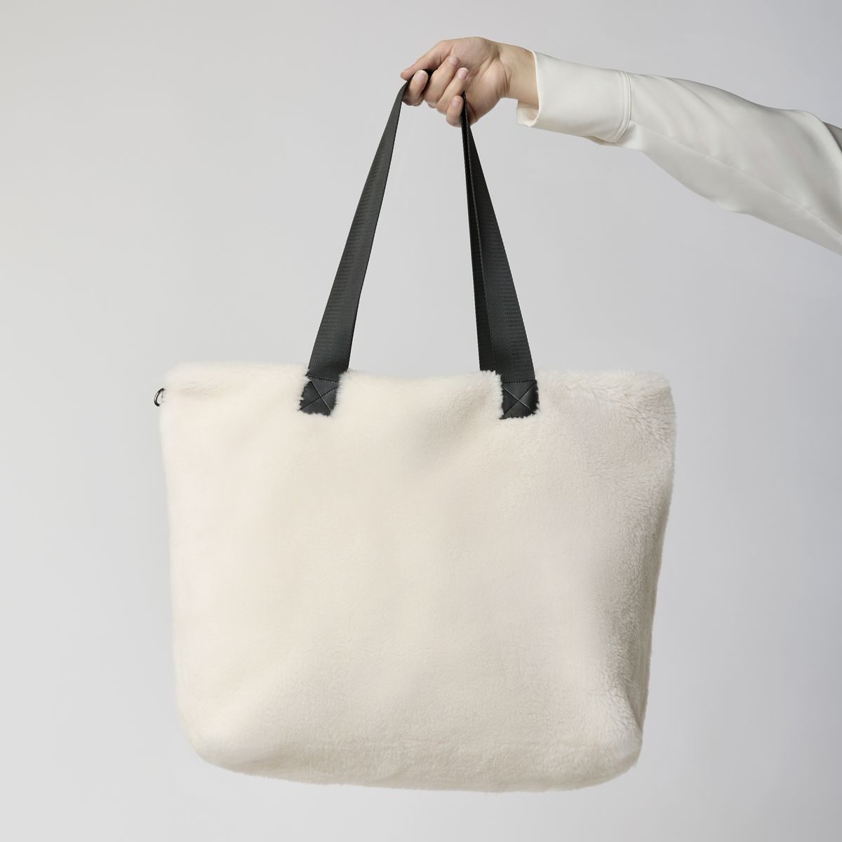 Norma Väska | Fårskinn  Beige